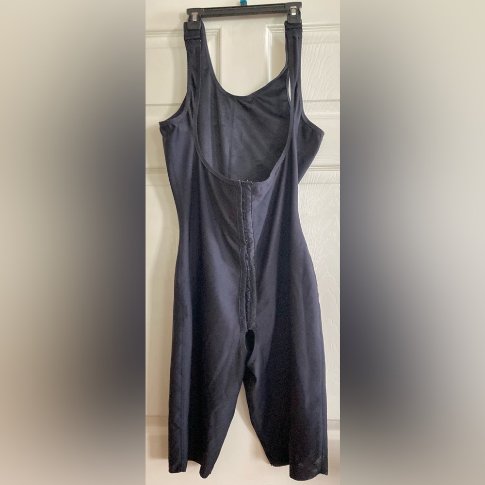 Isavela compression/comprexxwear high back body suit in black. 2XL